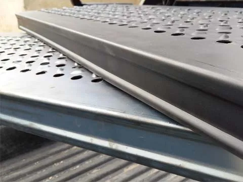Piso Metálico para Andaimes
